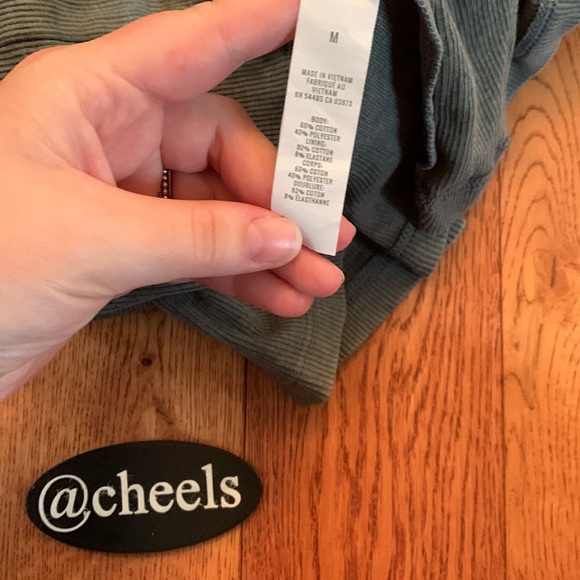 Aerie Ribbed Tube Top - Crop Top - Size Medium - Sage - Picture 4 of 5